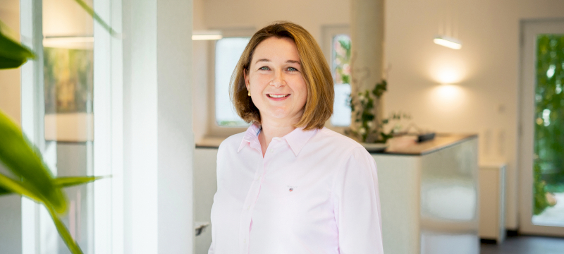 Dr. med. Ewa Lison -- Fachärztin für Innere Medizin und Kardiologie